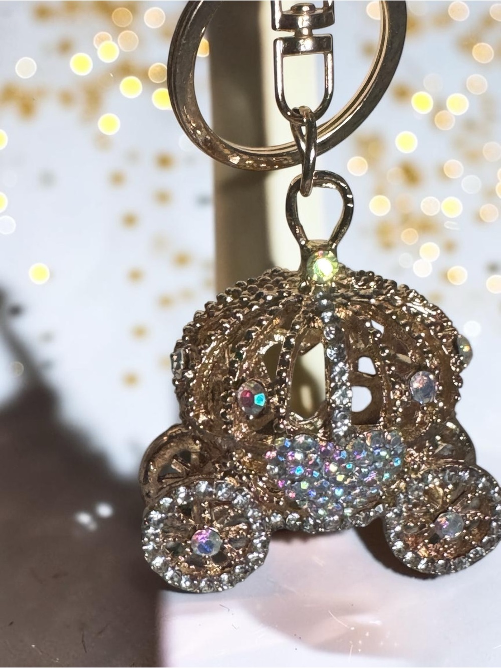 Crystal Carriage Keychain Charm - NIP - Picture 4 of 5